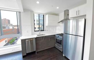 Studio, 1 bath, 400 sqft, $2,531, Unit 605