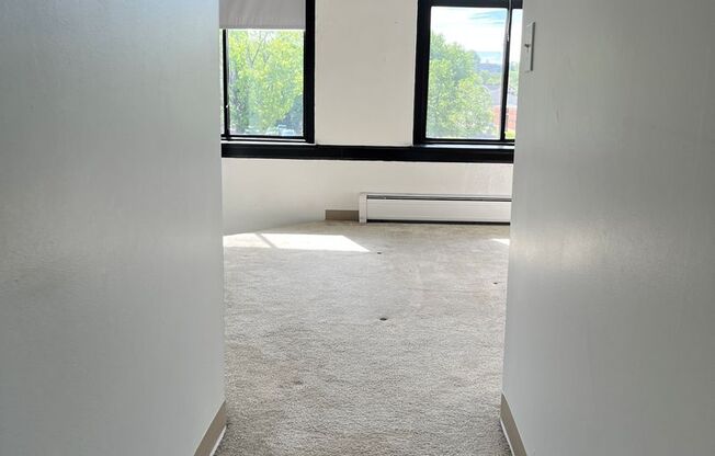 1 bed, 1 bath, 626 sqft, $1,750, Unit 45-218