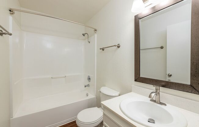 1 bed, 1 bath, 567 sqft, $1,750, Unit 17