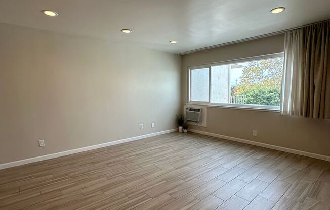 Studio, 1 bath, 500 sqft, $1,550, Unit 306