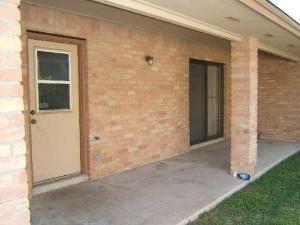 2 beds, 2 baths, $825, Unit # 102