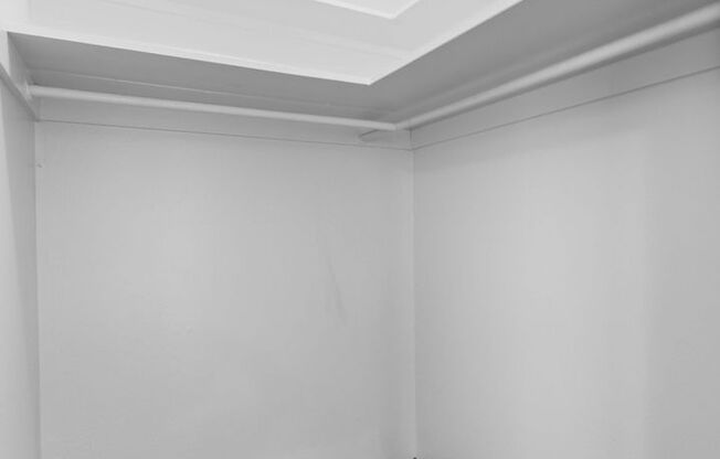 Studio, 1 bath, 390 sqft, $1,795, Unit 102
