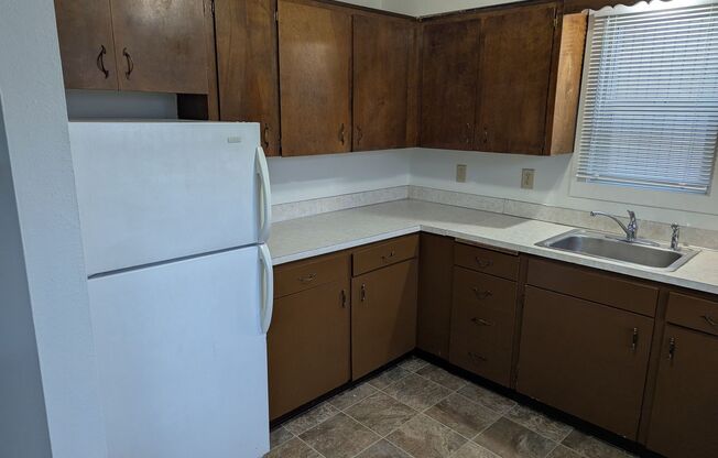 1 bed, 1 bath, $1,050, Unit 4940