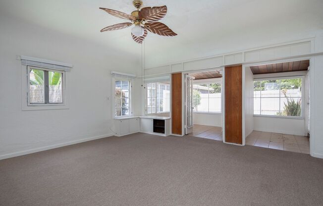 Cottage style 2-bedroom, 2-bathroom home withe private garage located in the heart of La Jolla