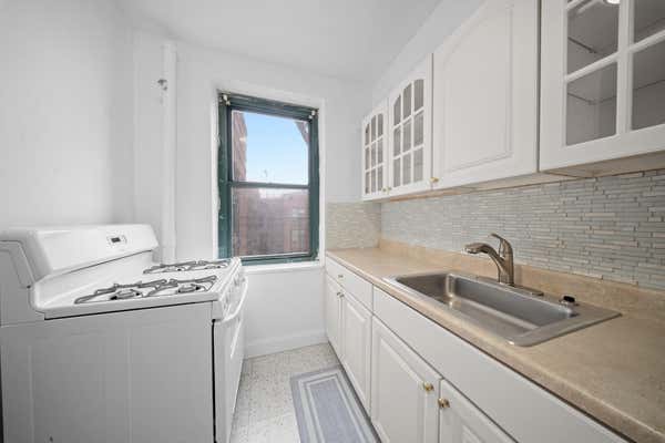 34 40 79 ST