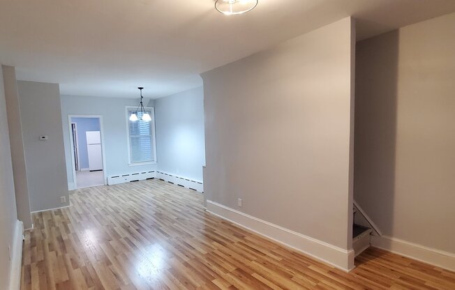 2227 14 ST SE