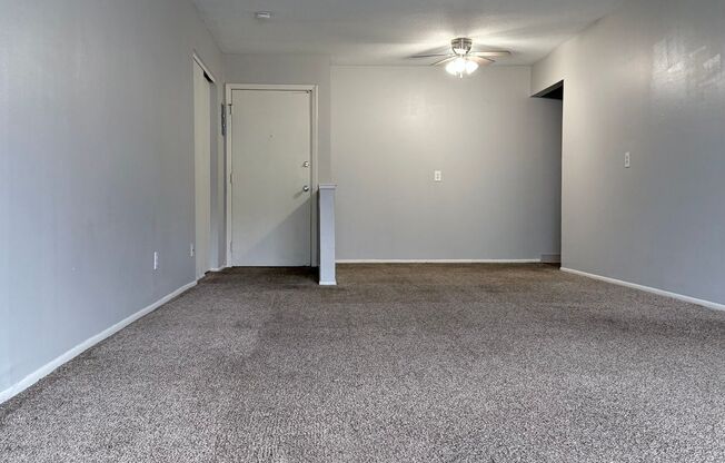 3 beds, 2 baths, $1,025