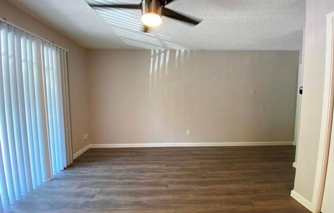 The Silverado Condominiums have plenty of parking for residents off of Valley Hill Circle!