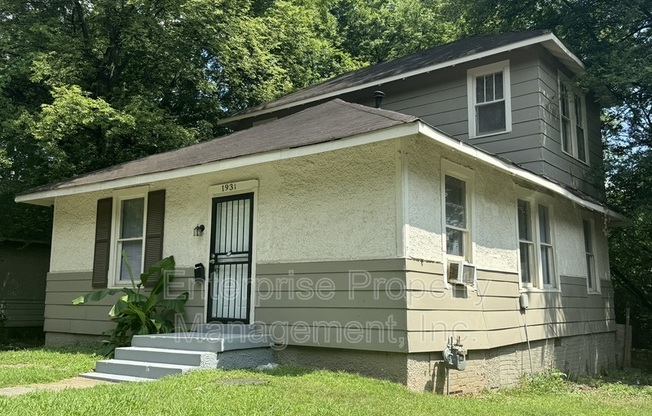 2 beds, 1 bath, $1,150