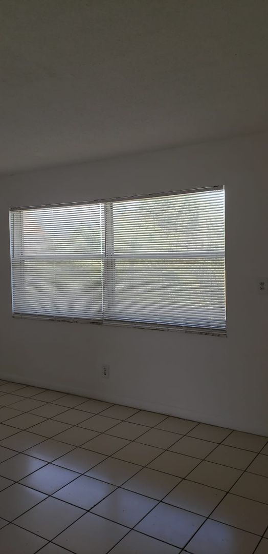 One-bedroom for rent in Pompano Beach