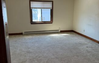 Studio, 1 bath, $875, Unit 402 N Cherry Apt 204