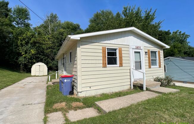 3 Bedroom 1 Bathroom By Huff Park!!