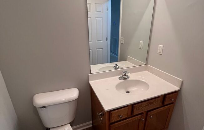 3 beds, 2 baths, $1,000, Unit 367D