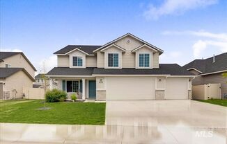 5 beds, 2.5 baths, $2,695