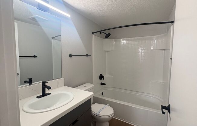 2 beds, 2 baths, 960 sqft, $3,400, Unit E-319