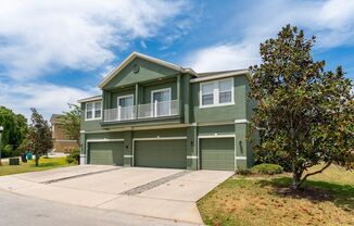 Nice 2/2 Condo w/Garage in Villas of East Park of Lake Nona with Private View