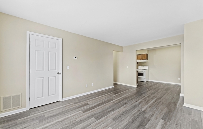 2700 6 ST
