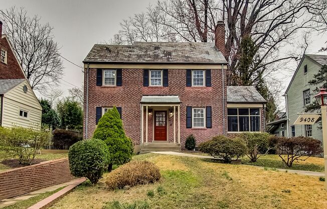 Completely Renovated 4-Bedroom, 3.5-Bathroom Single-Family Home in Silver Spring!