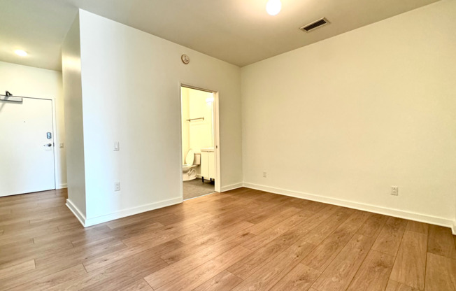 1 bed, 1 bath, 613 sqft, $1,430, Unit 507