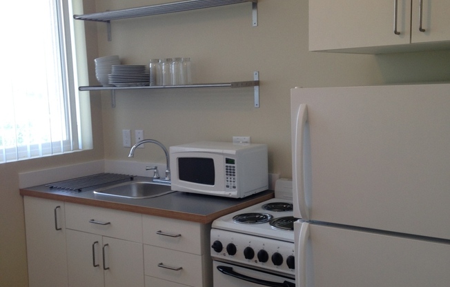 Studio, 1 bath, 250 sqft, $1,082, Unit 707