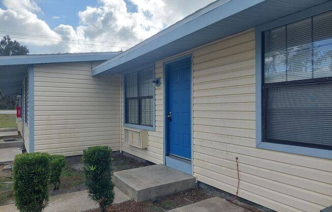 1 bed, 1 bath, 575 sqft, $1,050, Unit Unit #30