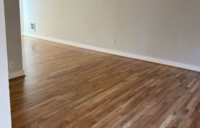 2 beds, 1.5 baths, 1,000 sqft, $1,895, Unit 04