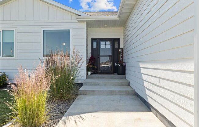Beautiful Heights Home!