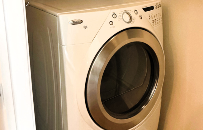 1 bed, 1 bath, $2,650, Unit # 631