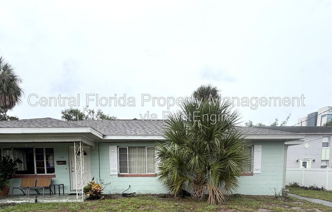 105 E SMITH ST