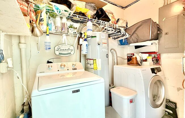 Bright & cozy 2bedroom 1bath home with outdoor space and storage - Tarpon Springs!