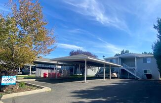 804 E White Birch Ave.