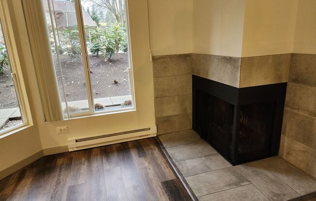 1 bed, 1 bath, 744 sqft, $1,795, Unit 108