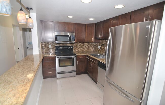 Spacious Lower Level Condo with all the Amenities near the Traffic Circle