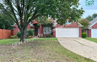 4 beds, 2 baths, $2,850