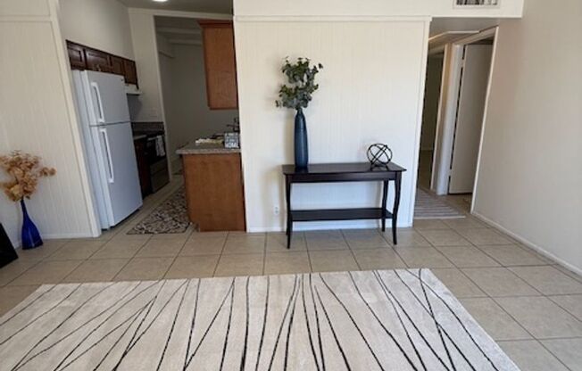 2 Bed 1 Bath Spacious Apartment