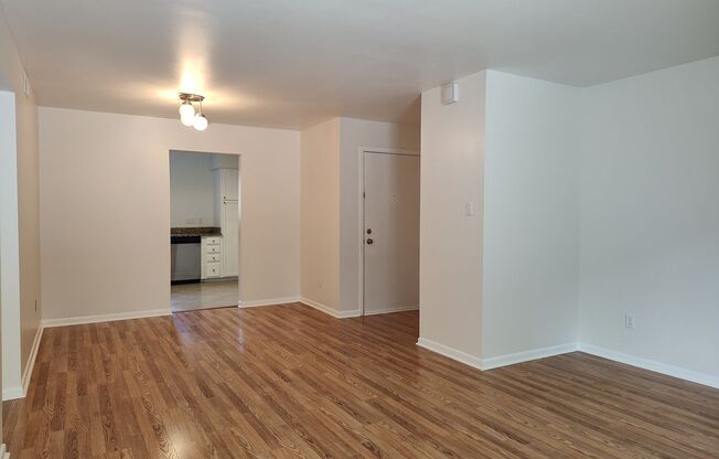 Move-In ready condo located in the Heathstead Community.