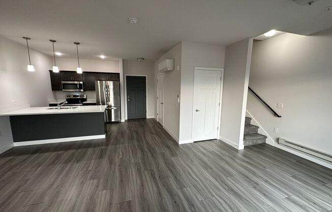 2 beds, 2.5 baths, 1,311 sqft, $1,995, Unit 2515-320
