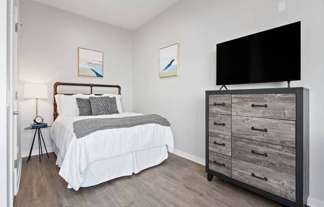 Bedroom With TV at 23rd Place Apartment, Illinois, 60654