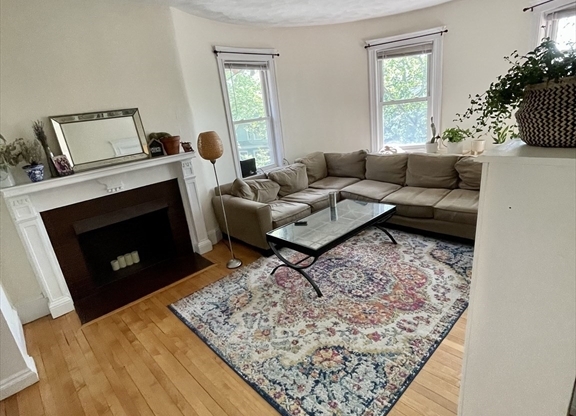 201 Rawson Rd Apt 1