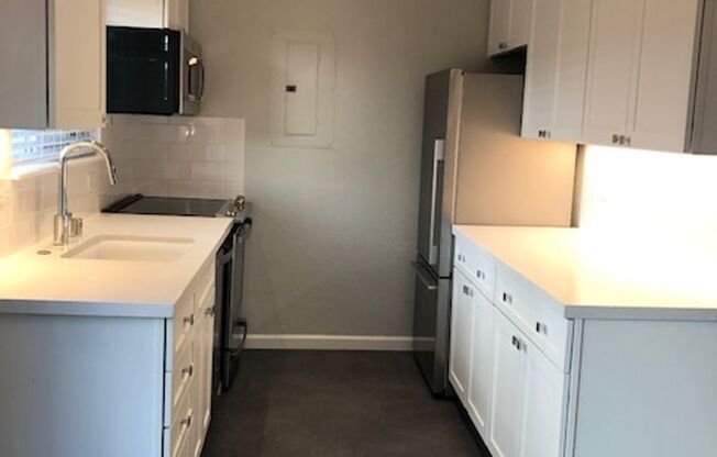 2 beds, 1.5 baths, 1,000 sqft, $3,750, Unit 23