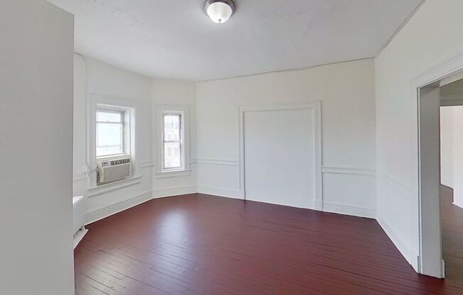 3 beds, 1 bath, 1,225 sqft, $2,199, Unit 1301-43