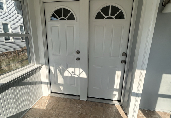 240 Riverview Ave Apt 1ST