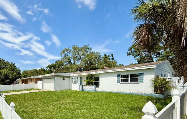 1501 CARLOS AVE