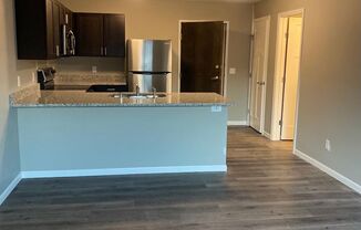 1 bed, 1 bath, 624 sqft, $975, Unit 107