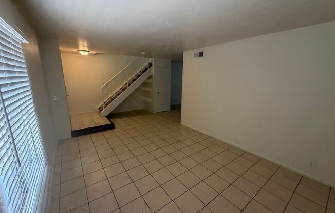 4 Bedroom 1.5 Bathroom Cheyenne & Civic Center