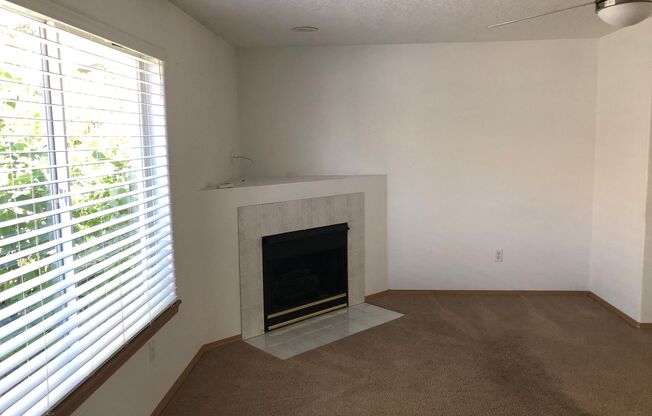 3 Bed, 2 Bath with Garage, W/D, and Fenced Yard in Montavilla