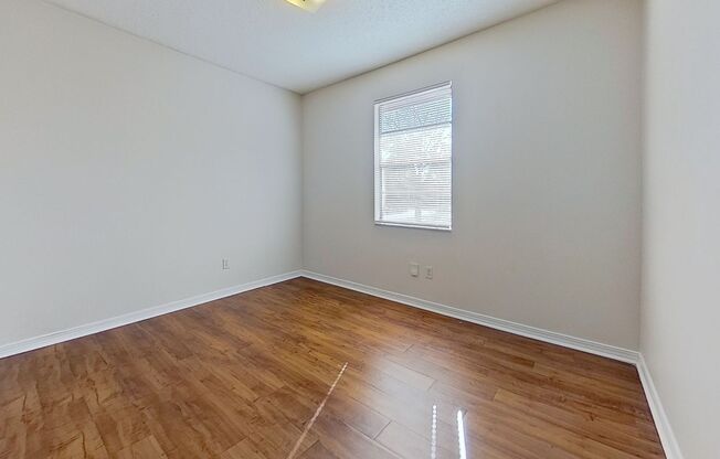 2 beds, 1.5 baths, 1,000 sqft, $1,050, Unit 472 Bentwood Lane C