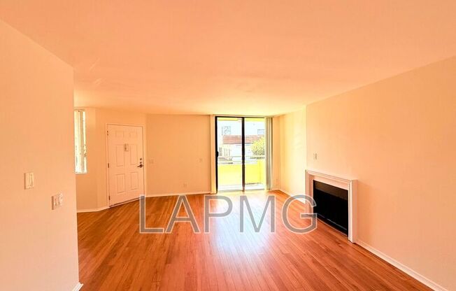 4202 Tujunga Ave - Unit 104