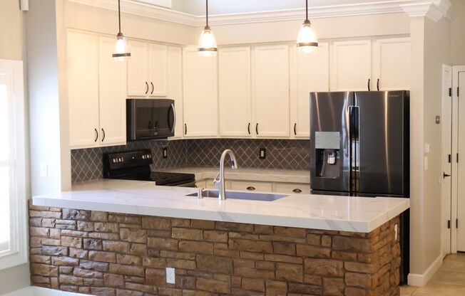 4 bed, 2 bath pool home in Citrus Park