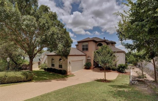 404 GOLF CREST LN